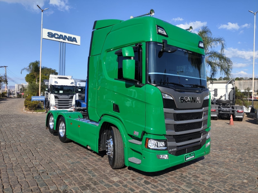 scania r450 6x2 verde