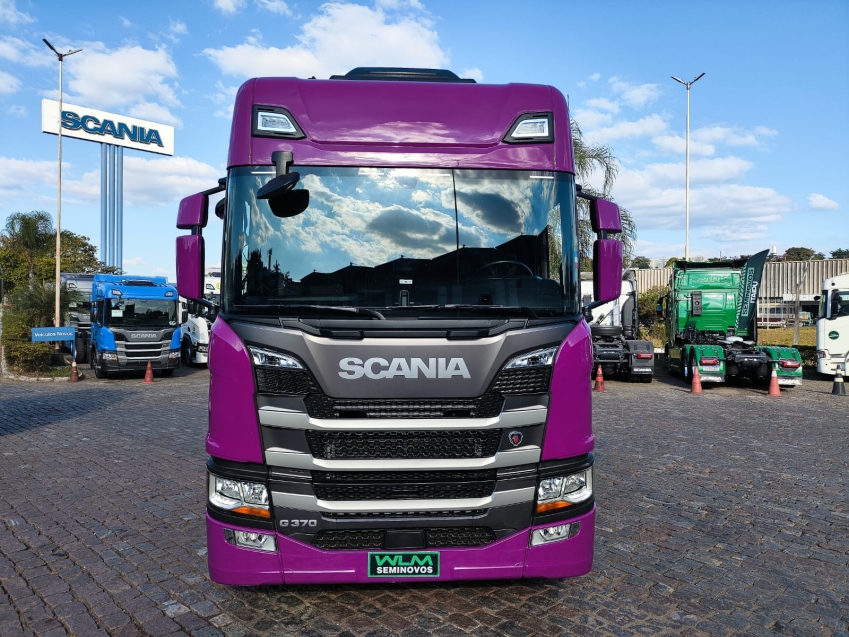 scania g370 4x2 roxo