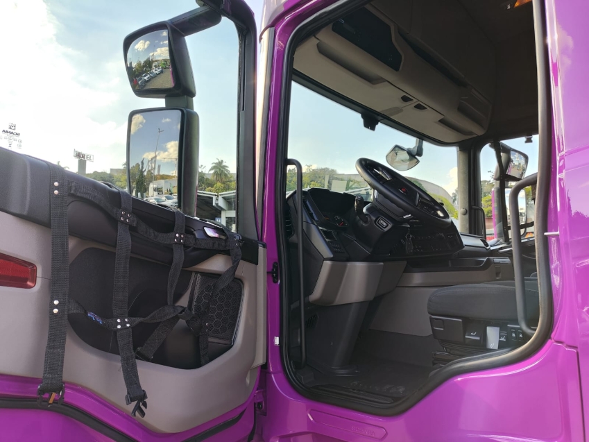 scania g370 4x2 roxo