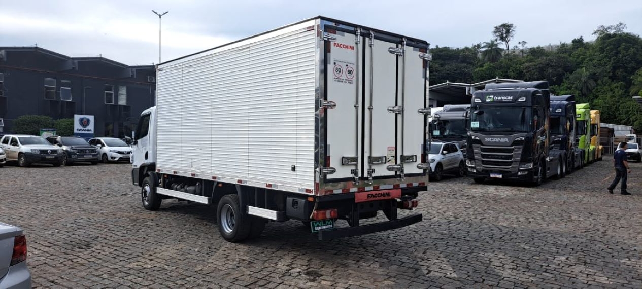 mb accelo 1016 2020