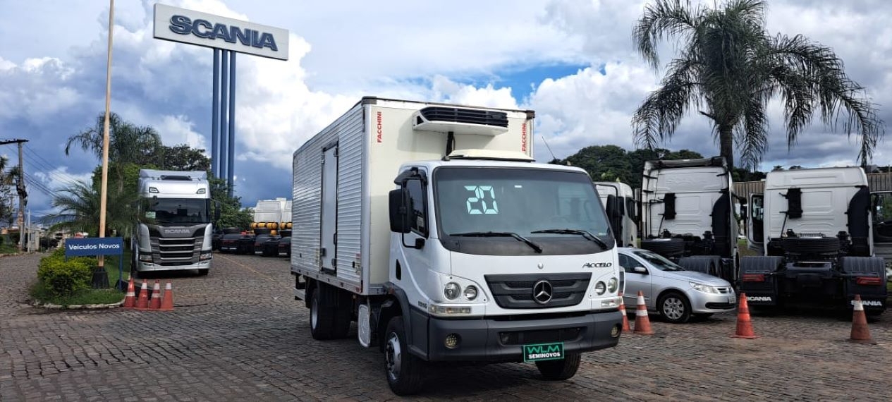mb accelo 1016 2020