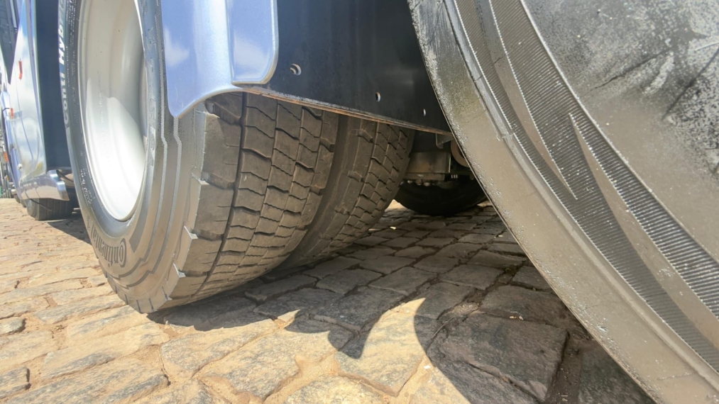 scania r450 a6x2 azul