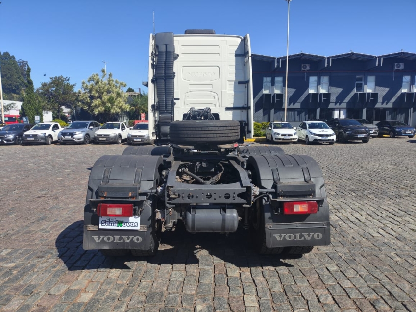 volvo fh 540 6x4 branco8