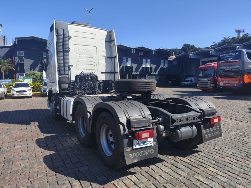 volvo fh 540 6x4 branco10