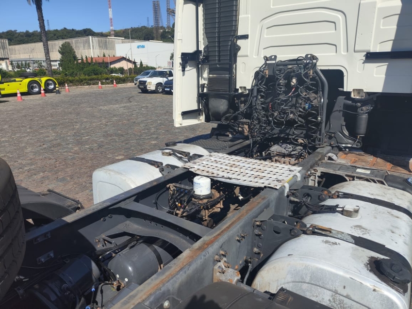 volvo fh 540 6x4 branco11