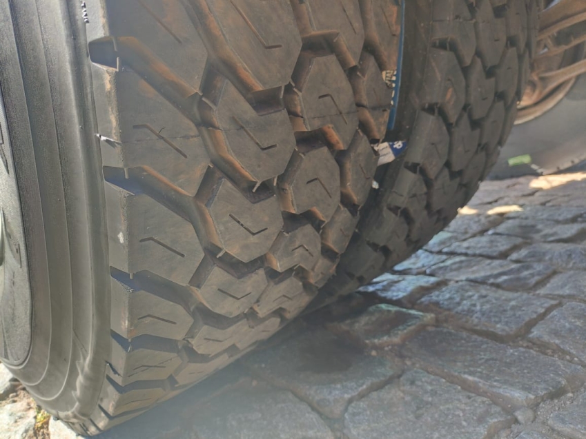 volvo fh 540 6x4 branco22