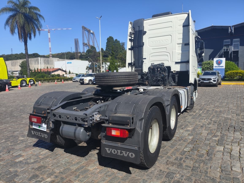 volvo fh 540 6x4 branco9