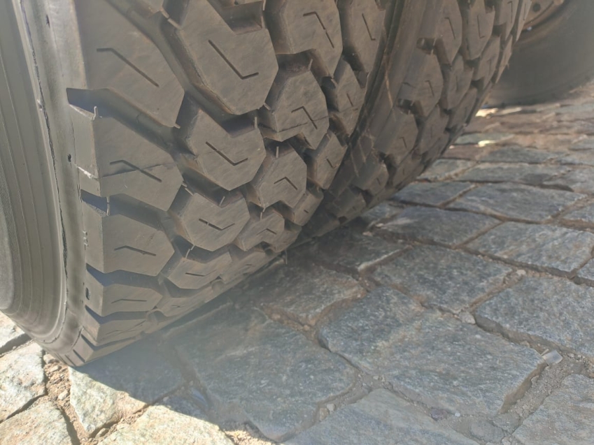 volvo fh 540 6x4 branco23