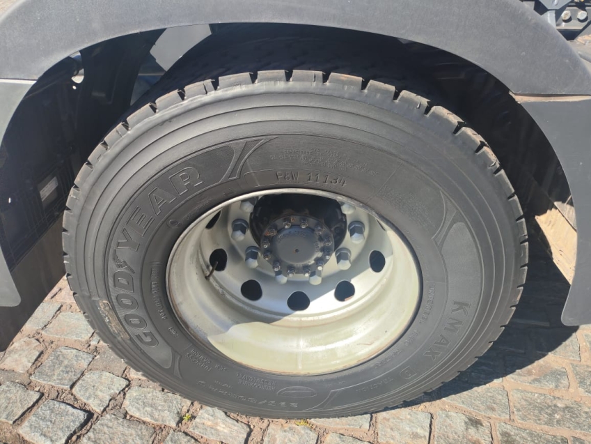 volvo fh 540 6x4 branco29