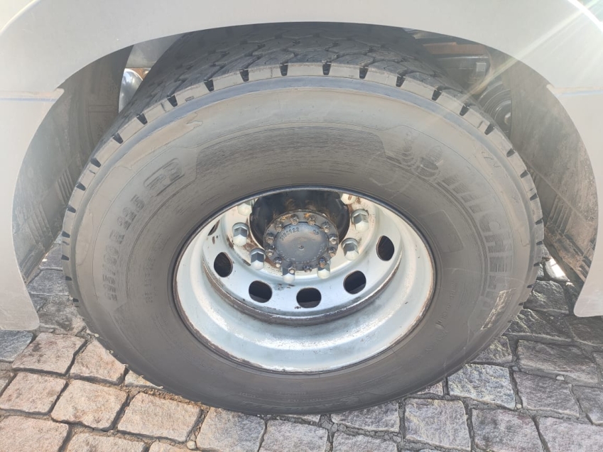 volvo fh 540 6x4 branco27