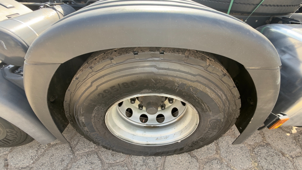 scania r450 a6x2 branco21