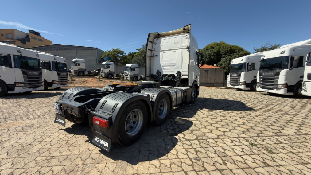 scania r450 6x2 branco6