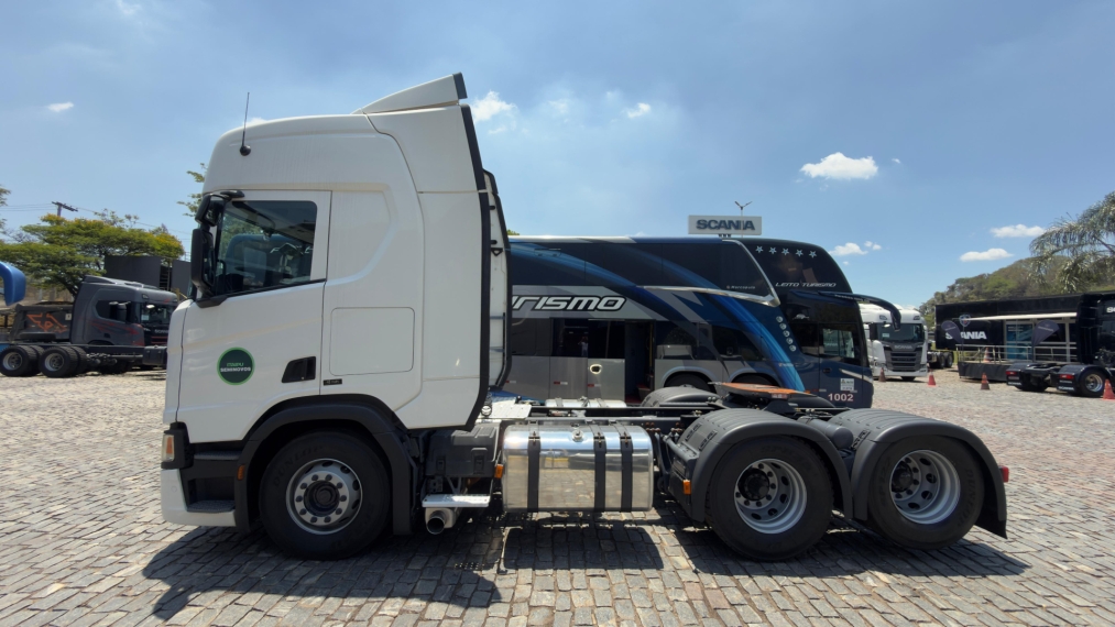 scania r450 6x2 branco 20212