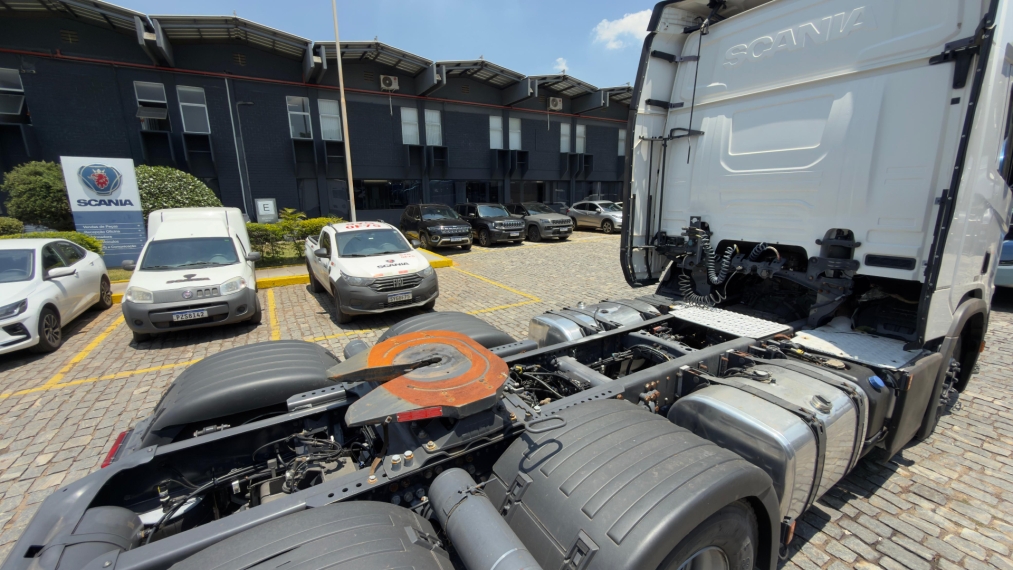 scania r450 6x2 branco 20217