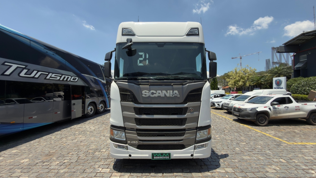 scania r450 6x2 branco 20214