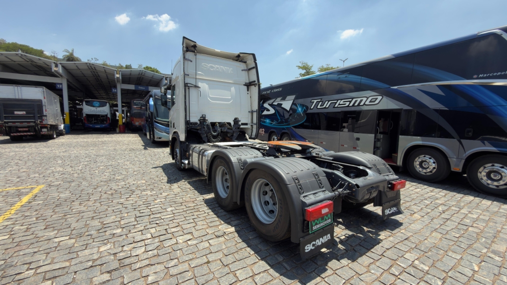 scania r450 6x2 branco 20219