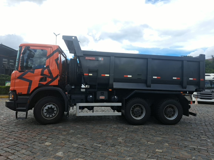 scania p280 b6x4 xt 2025, cacamba rosseti2