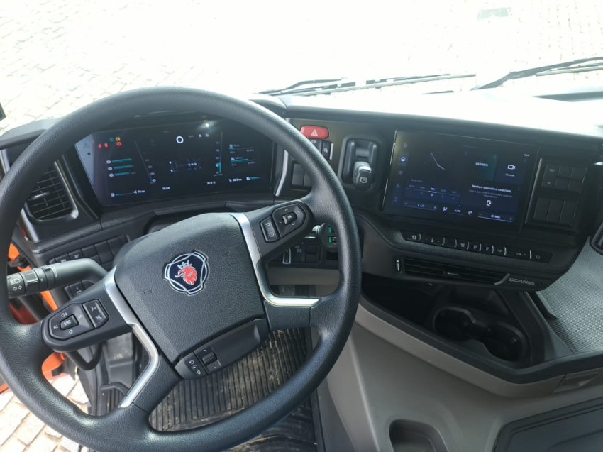 scania p280 b6x4 xt 2025, cacamba rosseti8