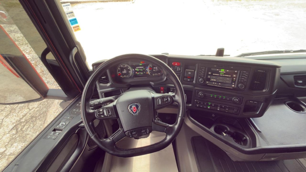 scania r460 super laranja17