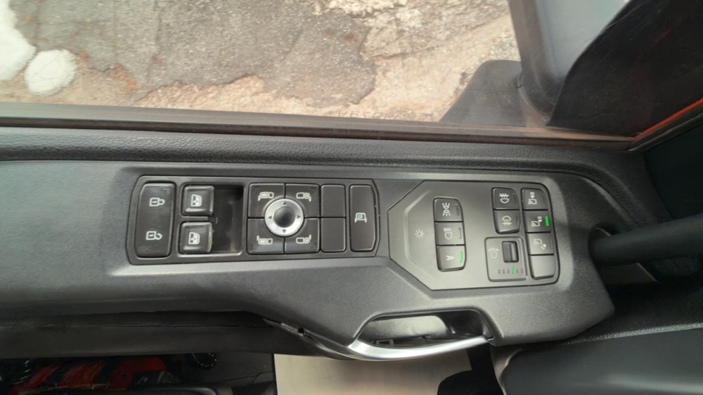 scania r460 super laranja18