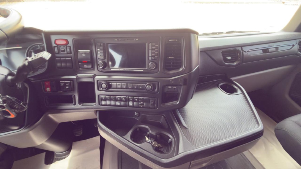 scania r460 super laranja15