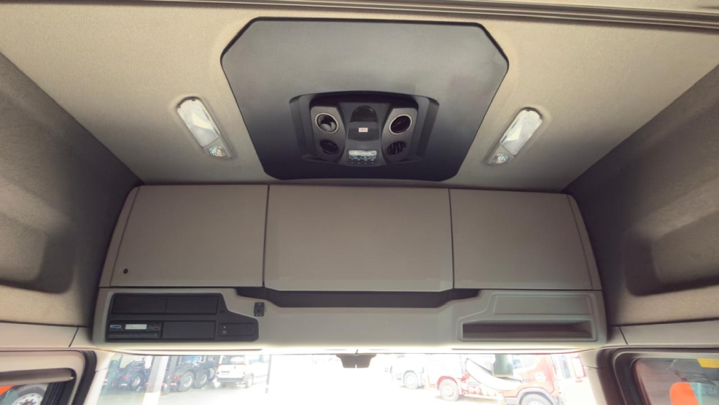 scania r450 6x2 vermelha15