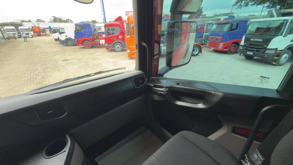 scania r450 6x2 vermelha13