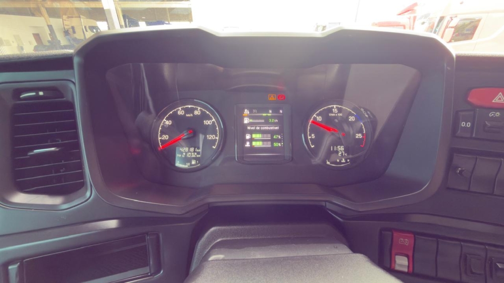 scania r450 6x2 vermelha17