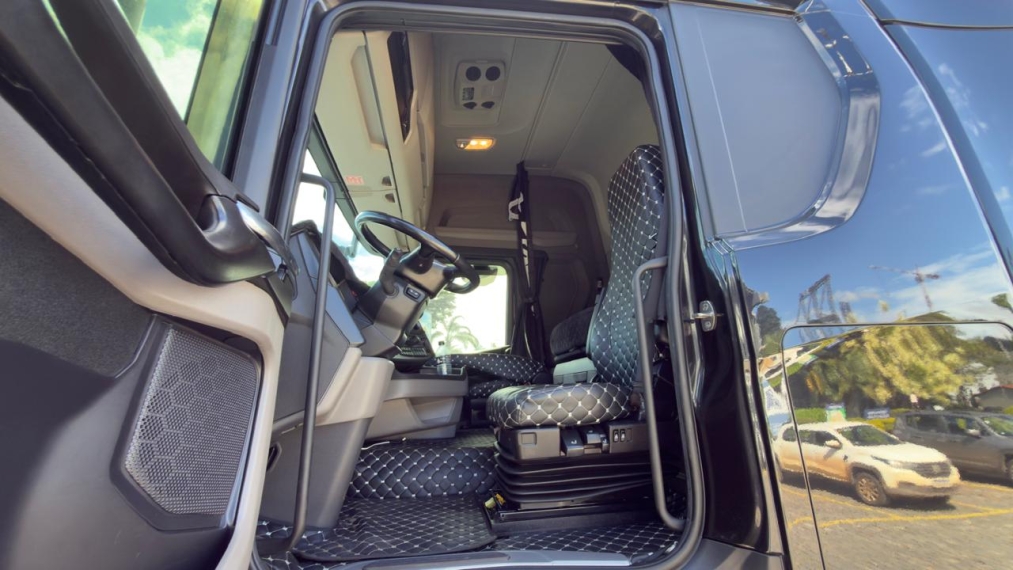 scania r560 6x4 super7