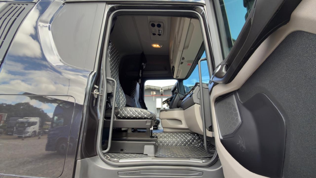 scania r560 6x4 super10