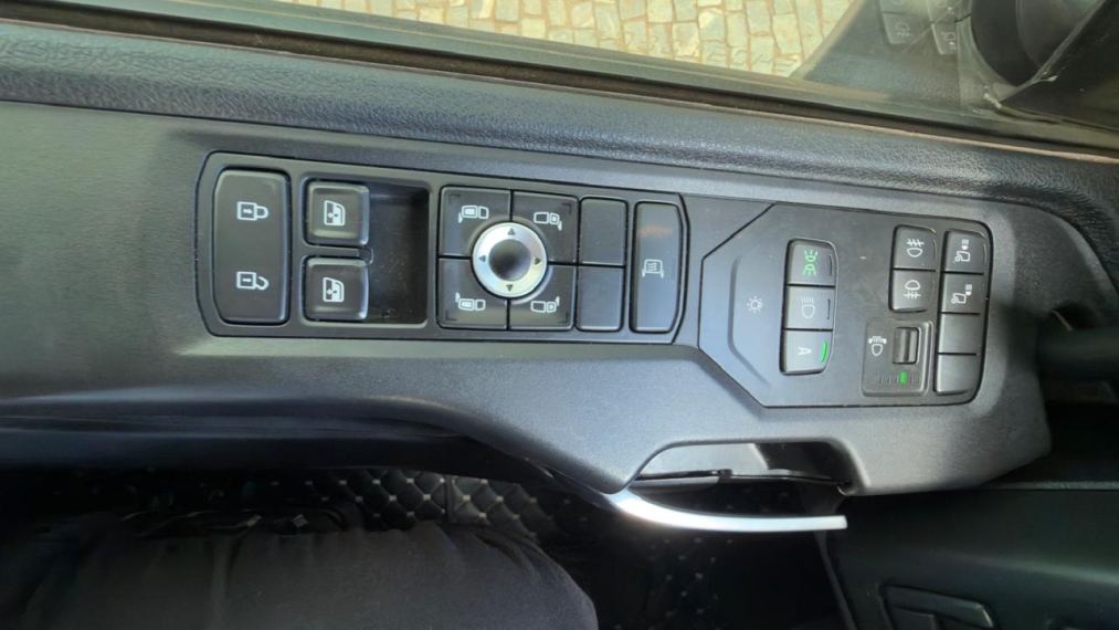 scania r560 6x4 super28