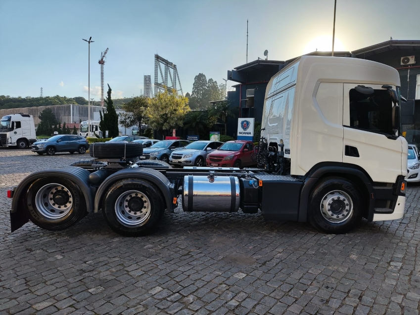 scania p360 a6x22