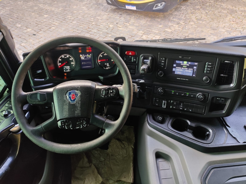scania p360 a6x216