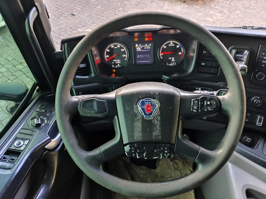 scania p360 a6x210