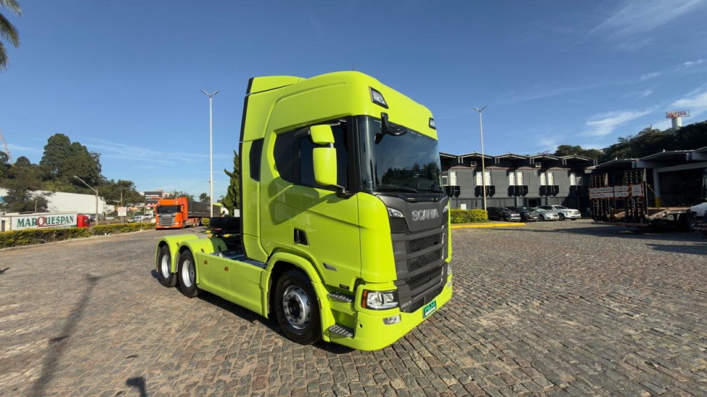 scania	r560 a6x43