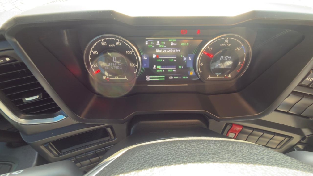 scania	r560 a6x415