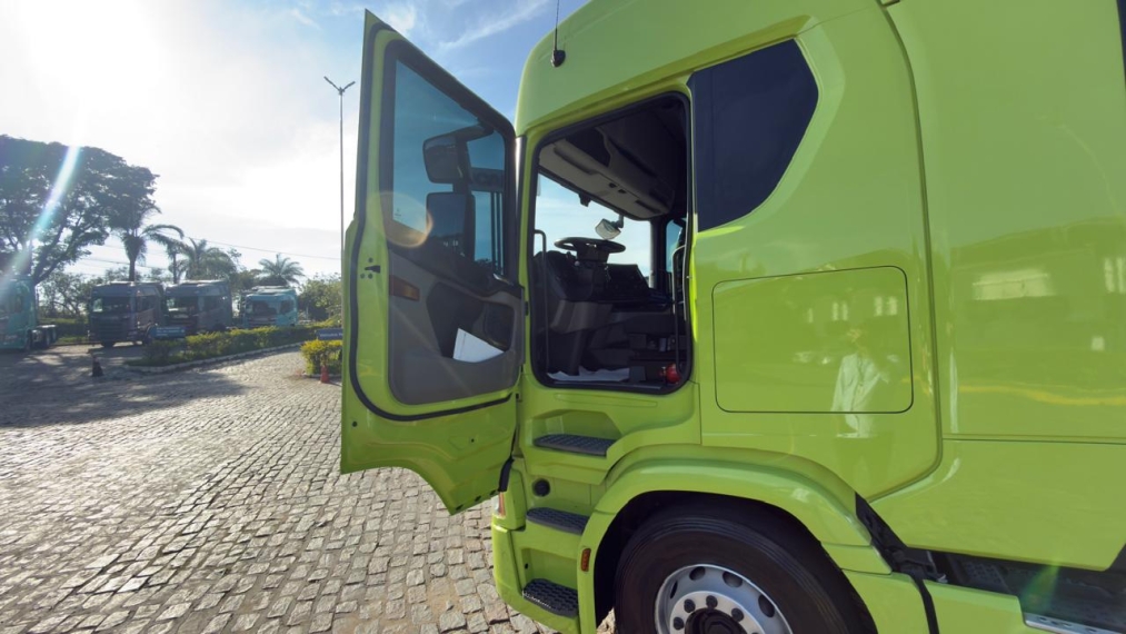scania	r560 a6x41