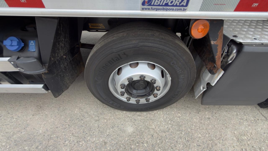 scania p320 b8x213