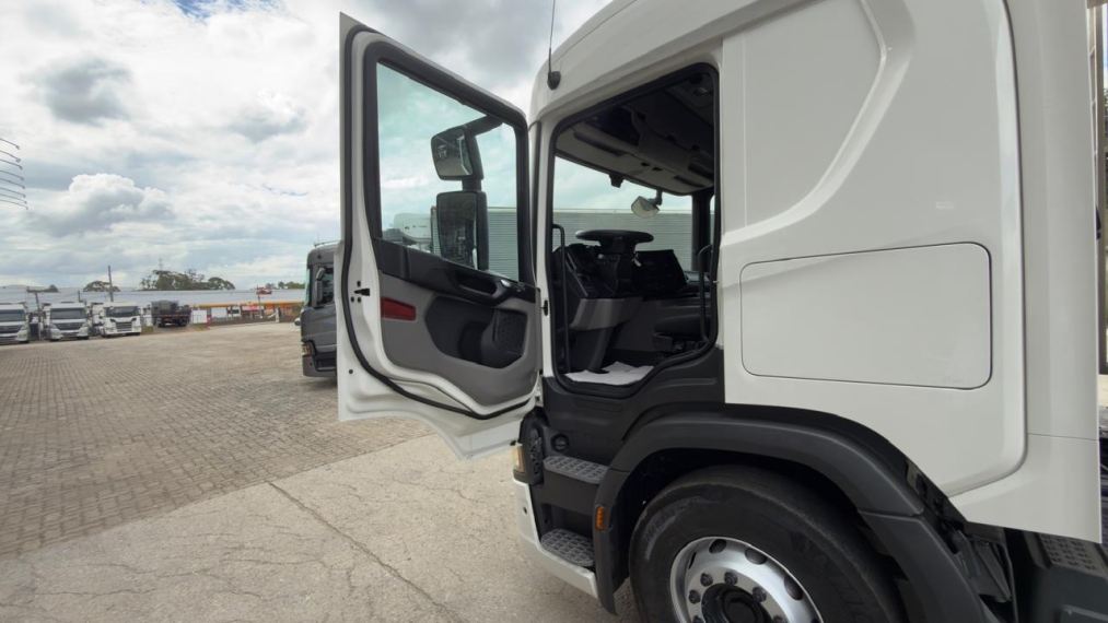 scania p320 b8x23