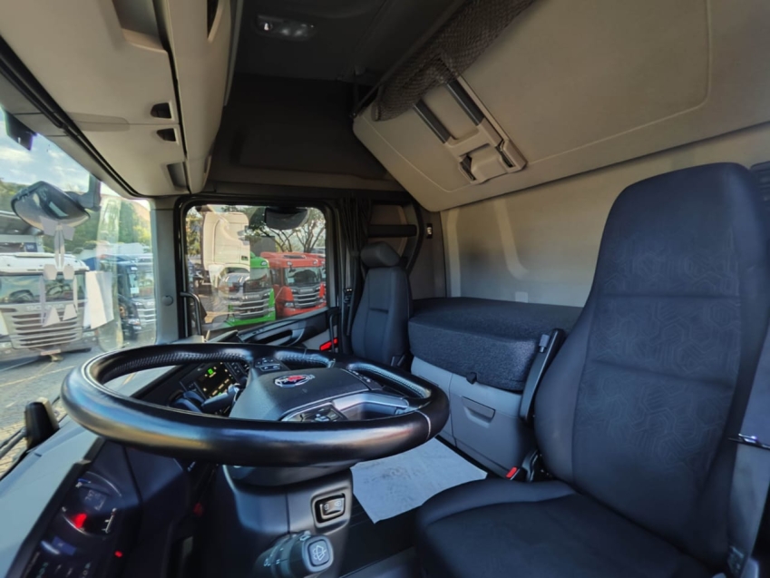 scania r560 a6x411