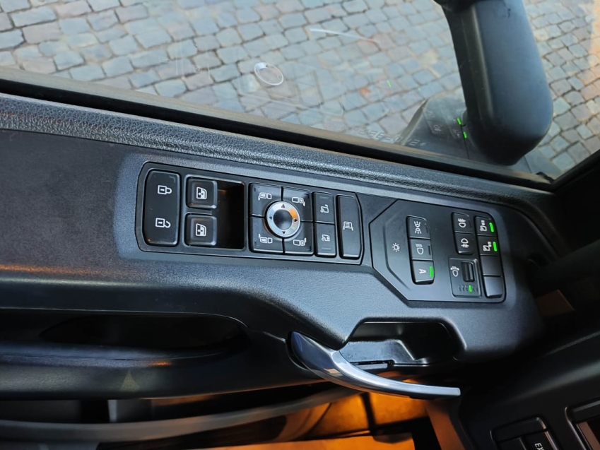 scania r560 a6x417