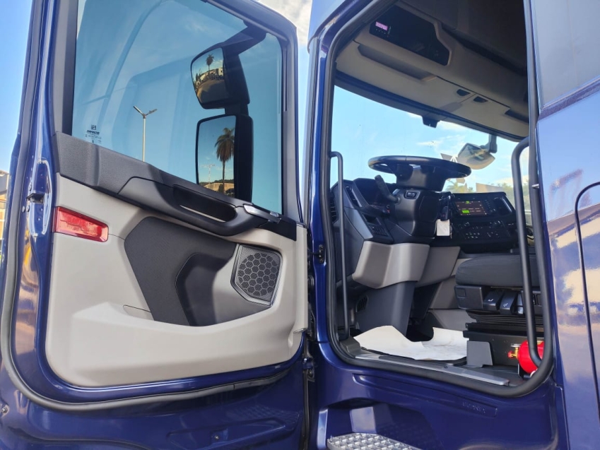 scania r560 a6x410