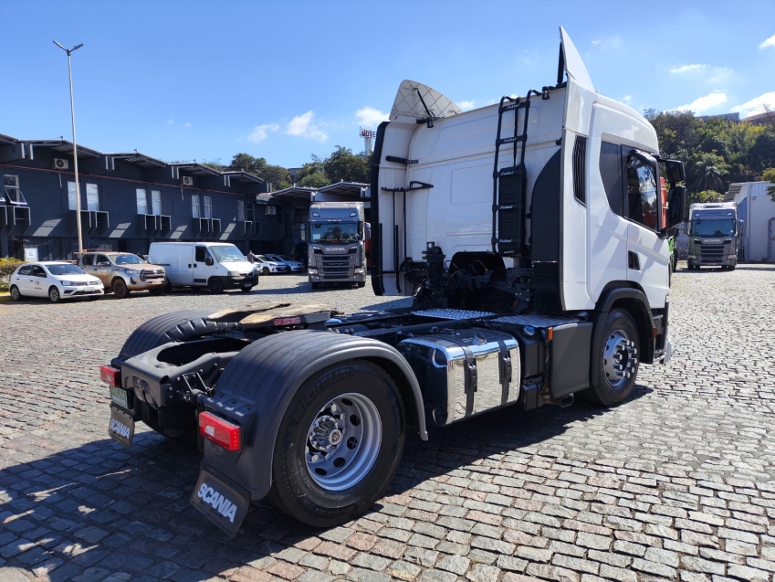 scania p 370 a4x2 diesel 2p automatico 202413