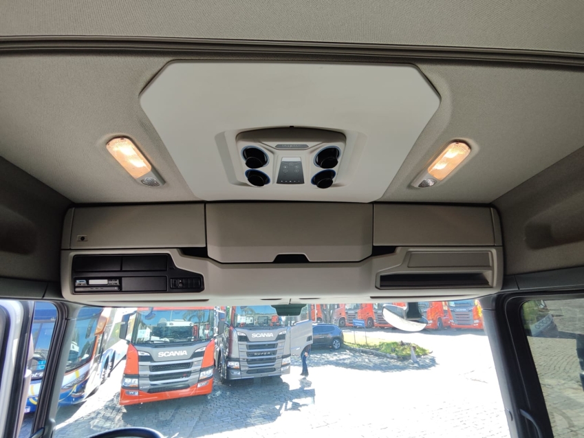 scania p 370 a4x2 diesel 2p automatico 20248