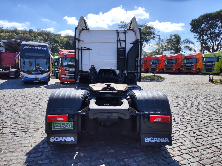 scania p 370 a4x2 diesel 2p automatico 202414