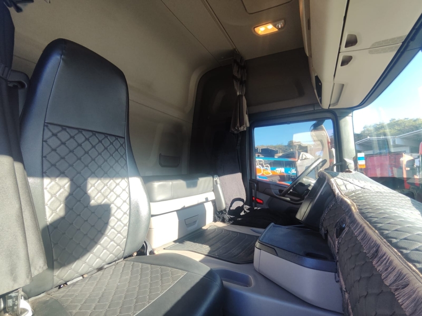 scania g 370 a6x2 diesel 2p automatico 202413