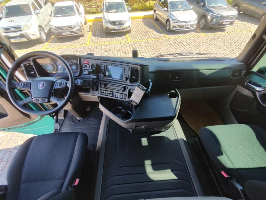scania r 460 a6x2 diesel 2p automatico 202412