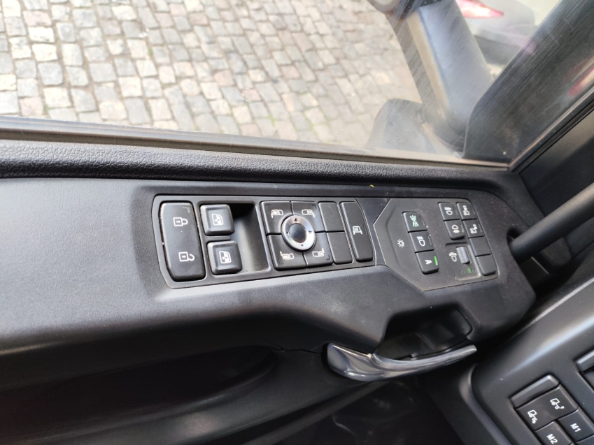 scania r 460 a6x4 diesel 2p automatico 20245