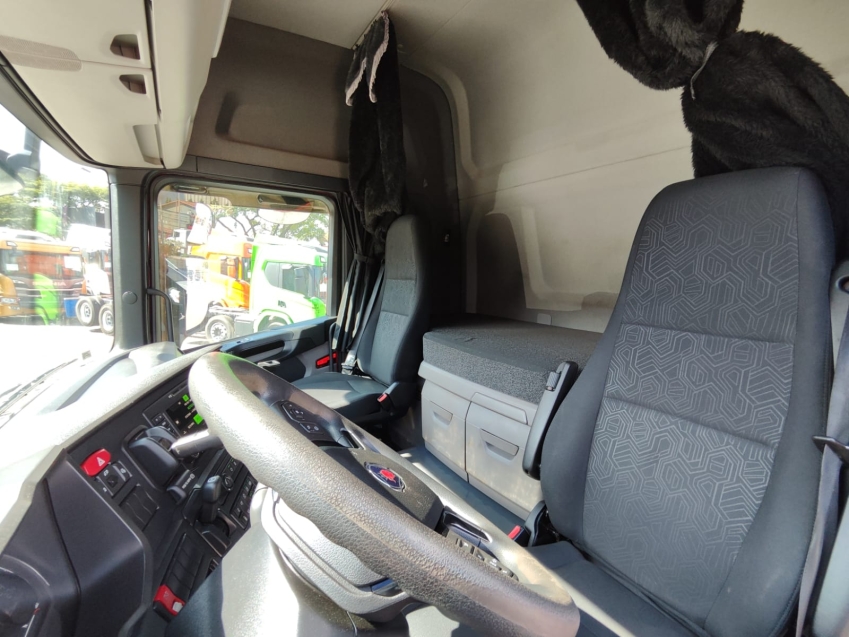 scania r 460 a6x4 diesel 2p automatico 202411