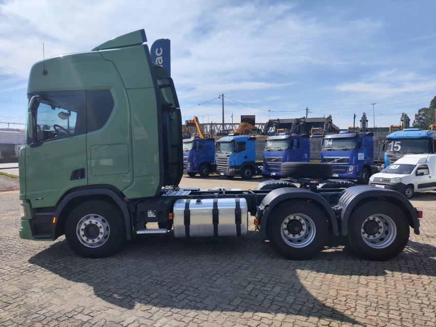 scania r 540 a6x4 diesel 2p automatico 202418